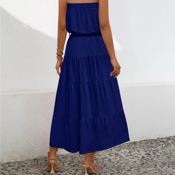 AMASOO Blue Strapless Maxi Dress | Size Small (could fit up to a medium) - Picture 6 of 15